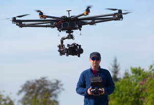 Two near-crashes between airplanes and drones